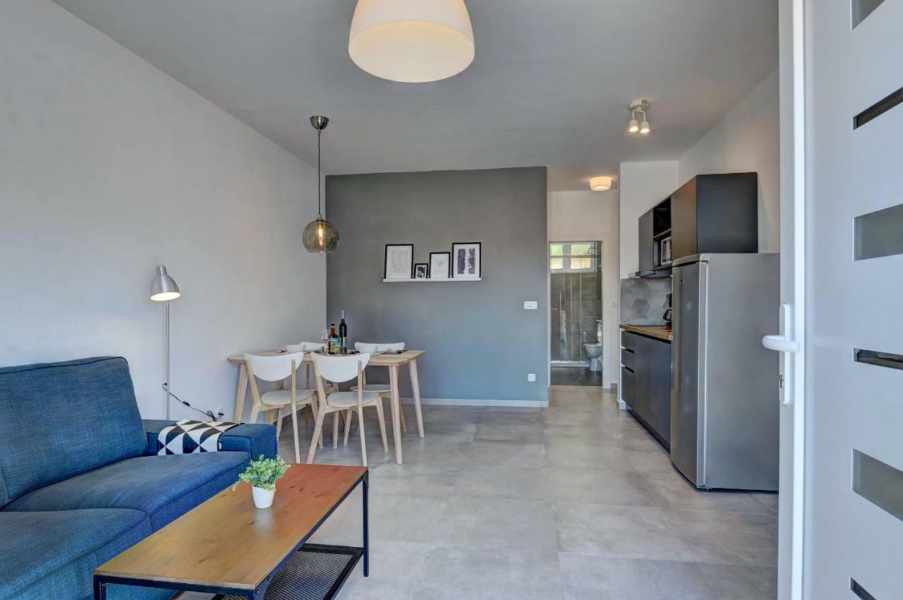 Apartman D พูลา ภายนอก รูปภาพ